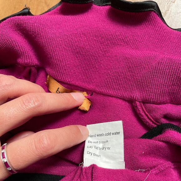 Vintage Y2K Belldini Magenta Pink Knit Ruffle Blouse Top Office Siren Size S‎ - Picture 7 of 7
